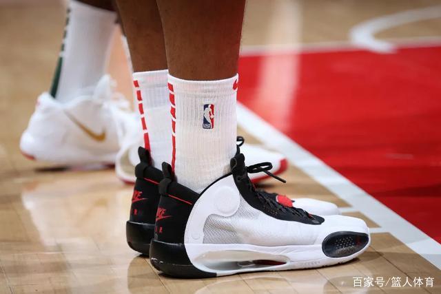 普理查德31+11绿军屠黄蜂 热火大胜猛龙仍第八